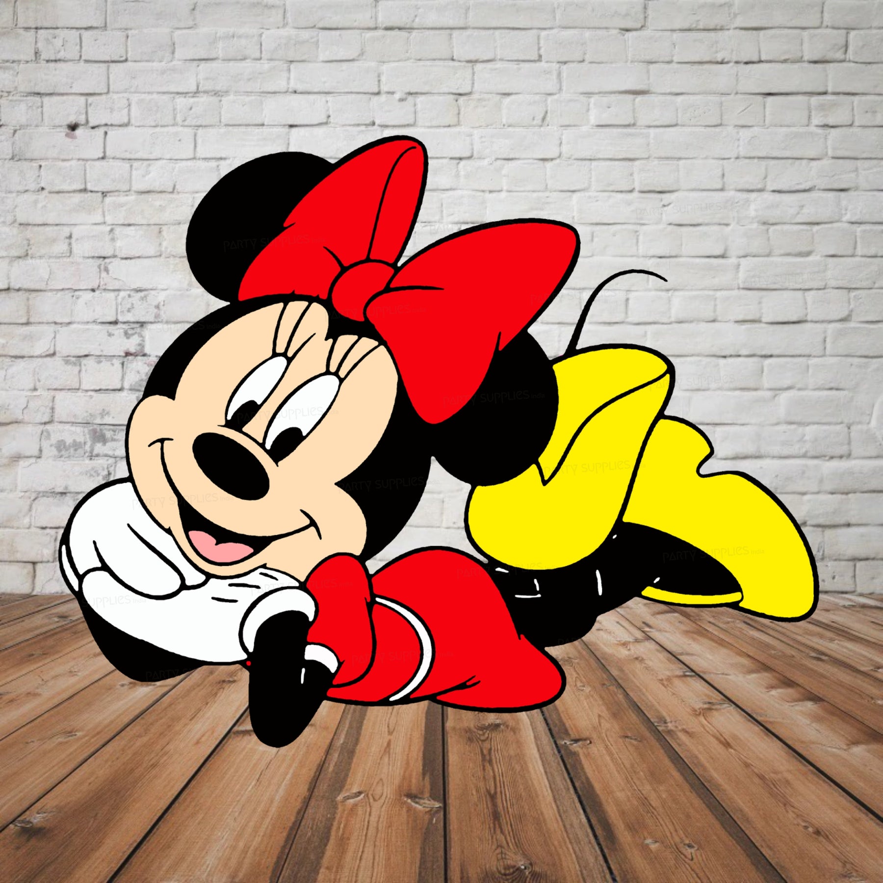 Minnie Mouse Lying Theme Cutout